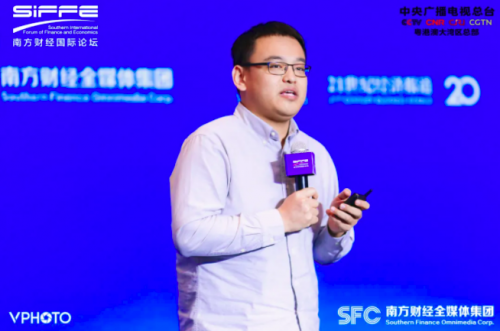 百果园获“21世纪中国最佳商业模式奖”