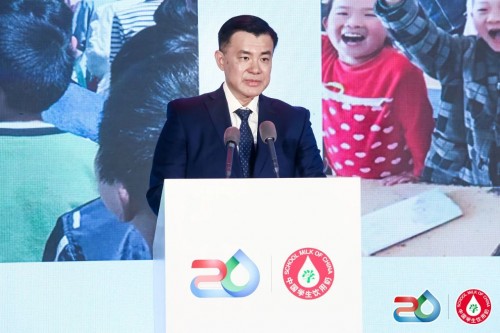 用一杯奶的力量守护光明未来，助力少年成长