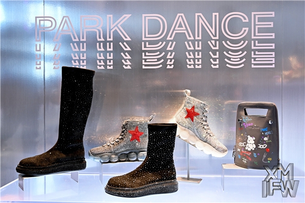 英国轻奢PARK DANCE赋能时尚产业，时髦新品受追捧