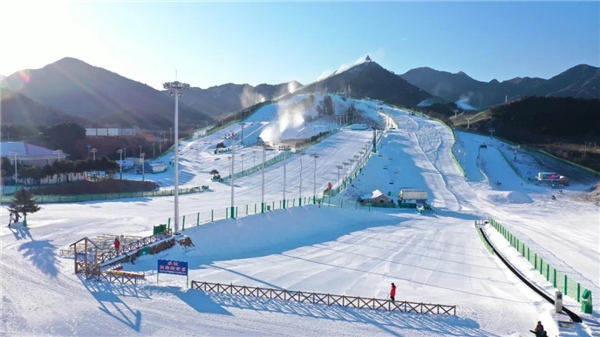 雪友福音！德邦快递入驻北京南山滑雪场 提供专业雪具运输服务