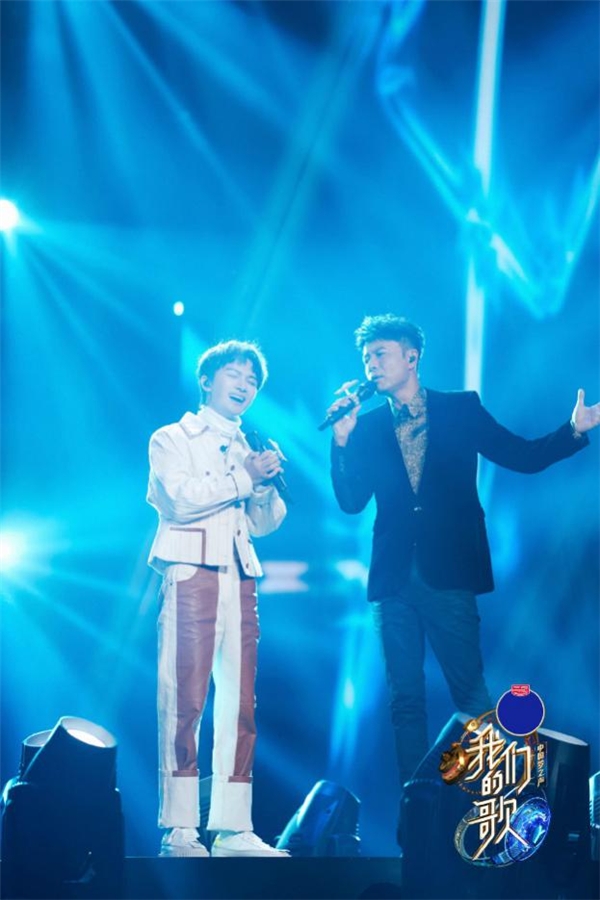 常石磊王源《我们的歌2》演绎《彩虹云朵》蝉联酷狗专区冠军