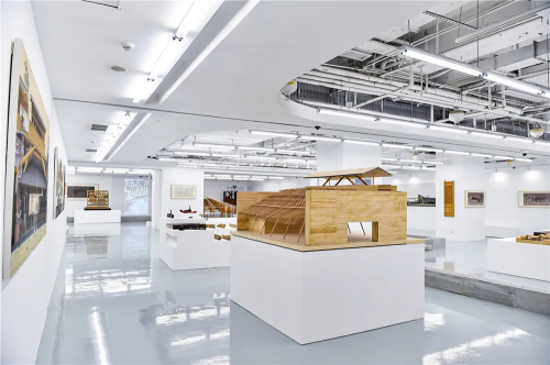  郑志刚凭什么登顶 ArtReview 榜单全球第一收藏家