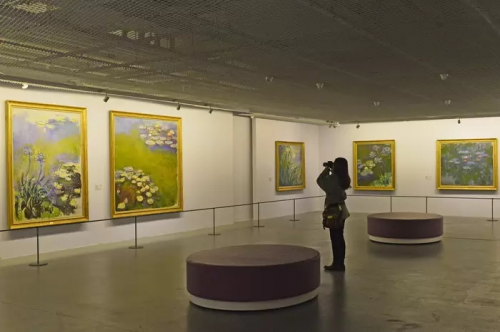  郑志刚凭什么登顶 ArtReview 榜单全球第一收藏家