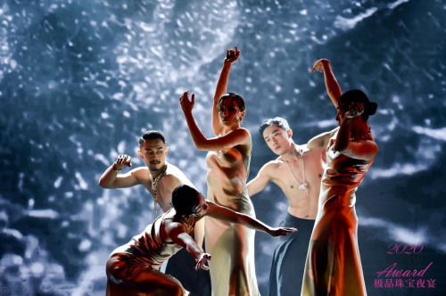 金伯利钻石斩获2020 BAZAAR Jewelry“年度杰出珠宝设计”大奖