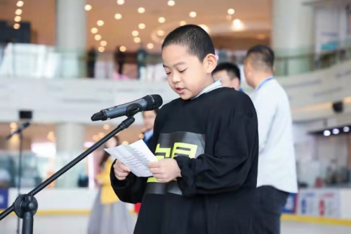 首届湖北省青少年冰球锦标赛在汉精彩落幕