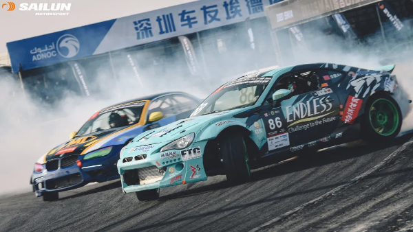 赛轮轮胎飘移车队斩获SMA飘移三剑客三车追走冠军