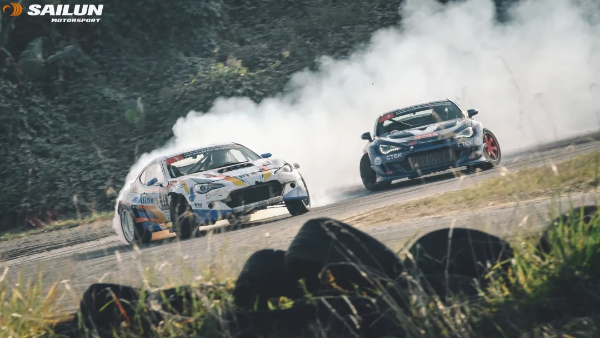 赛轮轮胎飘移车队斩获SMA飘移三剑客三车追走冠军