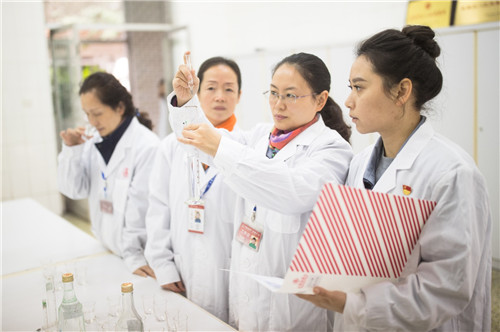  “守百年匠心” 筑牢五粮液质量丰碑