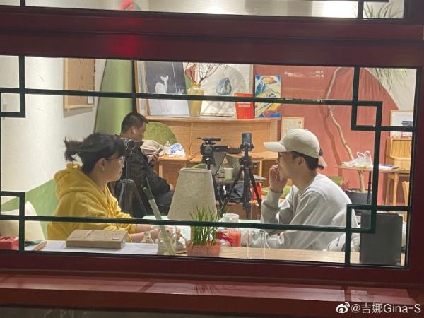 21世纪中国新青年群像：决色吉娜与63个小角色做过最牛的事