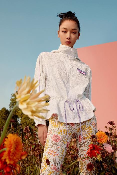 安娜苏运动Anna Sui Active正式发布21早春系列LOOKBOOK