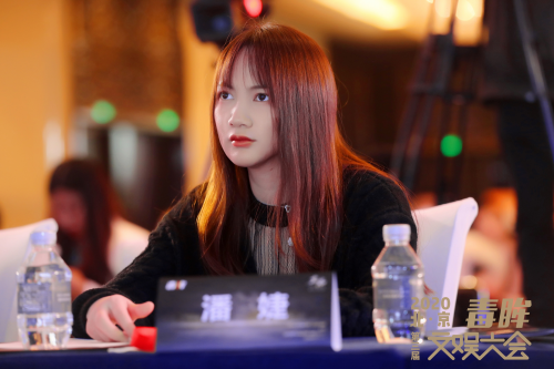 LGD潘婕大手笔补强，和平精英首位千万身价选手诚C加盟