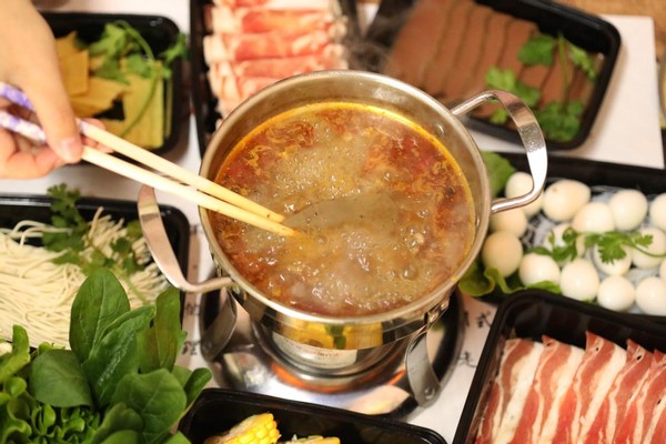 火锅外卖异军突起，锅圈食汇等火锅食材店如何“杀出重围”