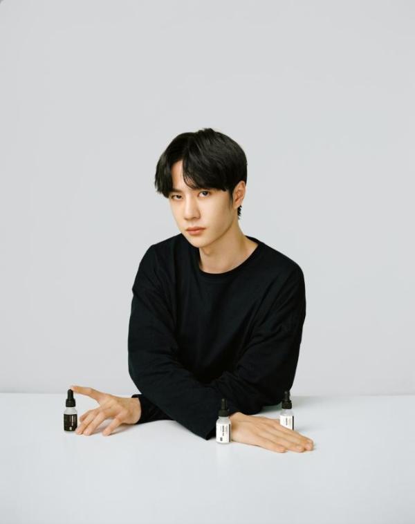  2021年美成“白月光”，就靠HomeFacialPro烟酰胺原液~