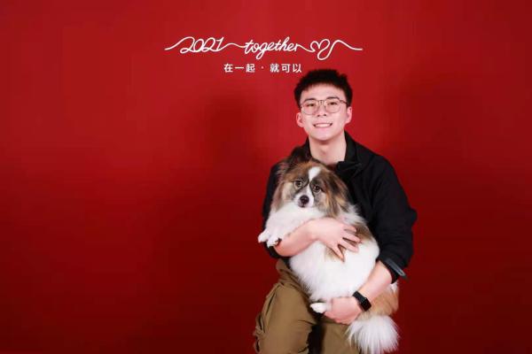 前方高萌！华为旗舰店迎来了一批特殊的客人