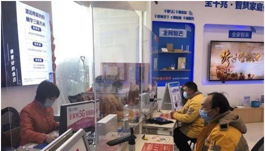 温情故事持续上演！181名青岛环卫工子女有了金石教育公益课堂