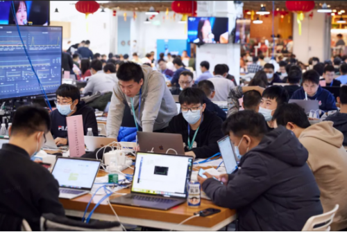 HaloTech瑶光栈专访报道：抖音27天备战春晚红包背后的技术大考