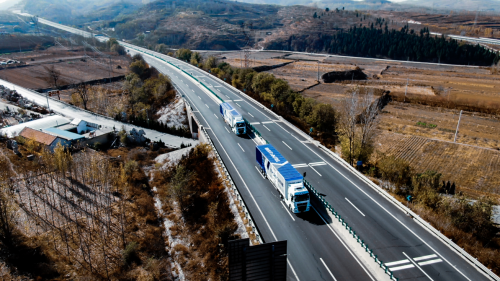 400台自动驾驶卡车，主线科技率先开启大规模商业落地