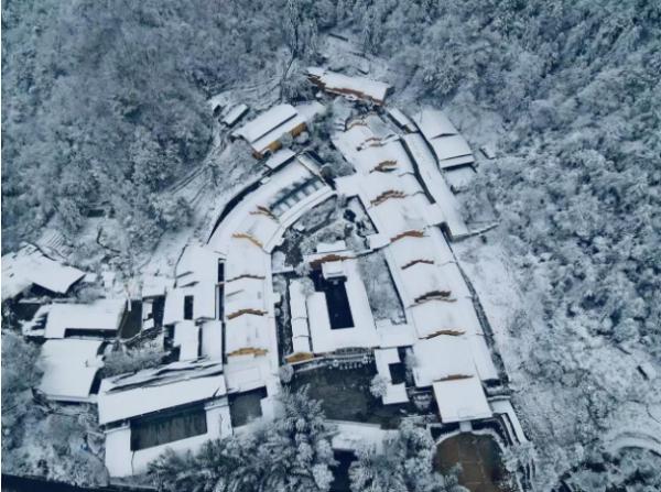 张家界“沧海桑田”：一览云间田园，体味土寨风情，堪称人间仙境