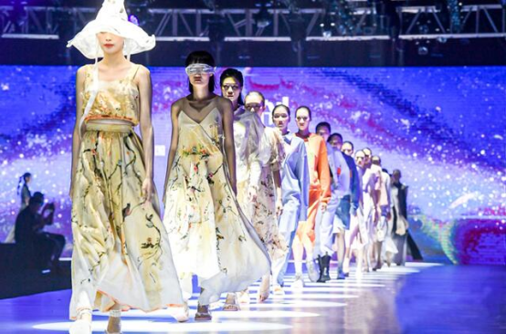 面料彰显创意主张 广州国际轻纺城“时尚源创平台”首秀