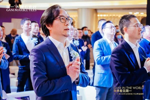 世界看见简一|简一大理石瓷砖全球家居1号店荣耀启航