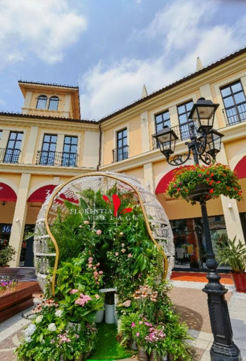 广佛佛罗伦萨小镇五一换新装，助力环保散播绿意