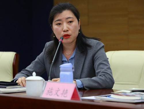 阳光照耀在“界河”两岸—《阳光无界》研讨会侧记