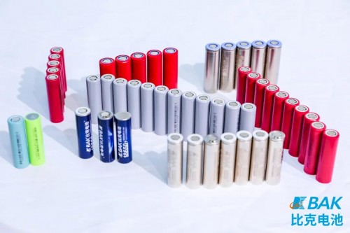 大圆柱率先登场，比克电池迈出新能源电池变革第一步