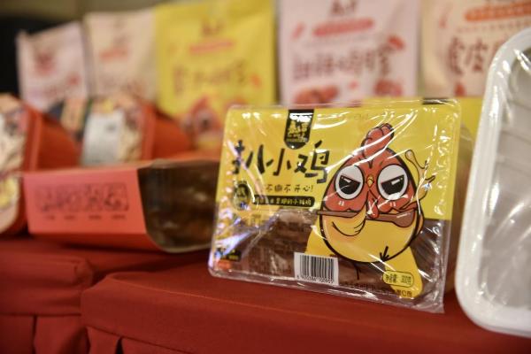 德州扒鸡年收6.8亿，这只鸡让人“上瘾”了！