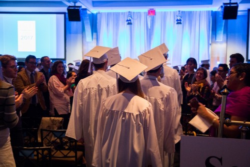 爱文世界学校2021届毕业生收获超百封世界名校录取通知书