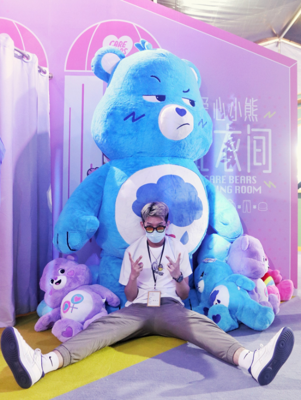 那就是“爱心小熊首次登陆上海时装周，超多精彩不能停”