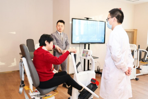 9年思考，椿萱茂帮独生子女解开养老结