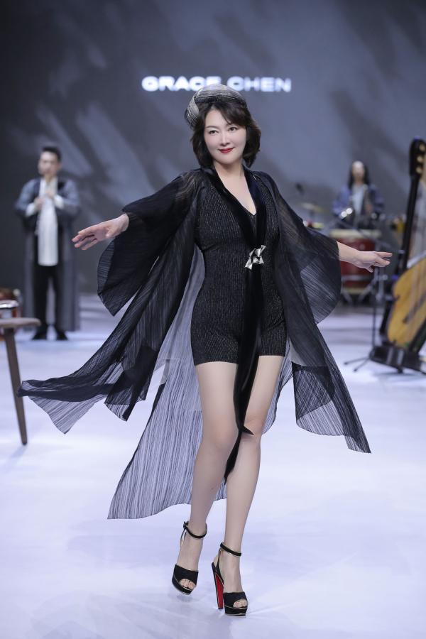 中国文化年开启GRACE CHEN 2021 SS中国风雅•琴系列发布