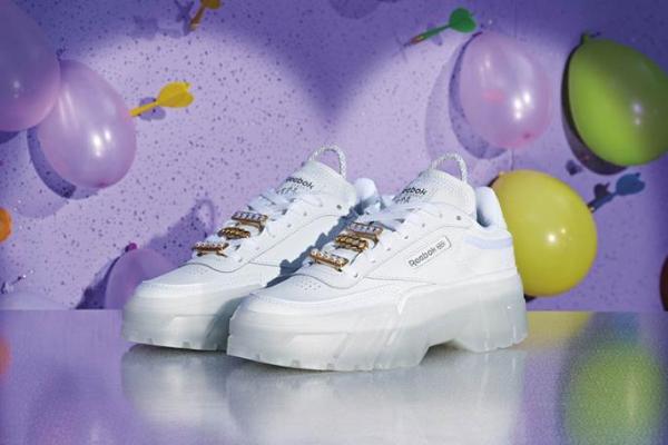 Reebok X Cardi B联名炸场回归！ 首次释出服装系列搭配全新鞋款配色