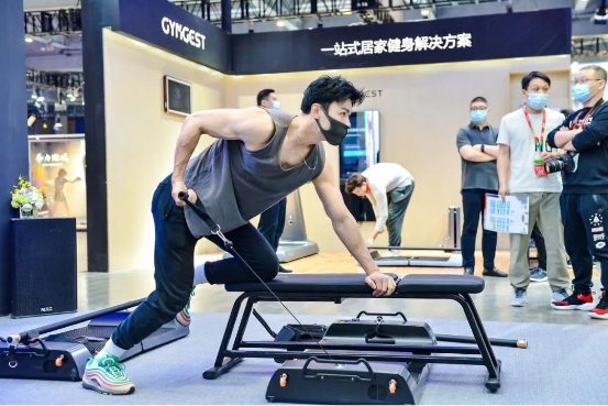 重磅登场,GYMGEST携新品跑步机、力量站亮相体博会!