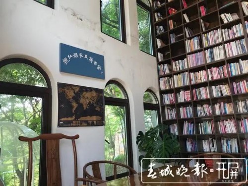 澄江“打卡”时的必到之地——方寸间·卢梭民宿