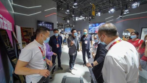 引领风潮|尚体兽鸟携智能新品亮相2021年体博会
