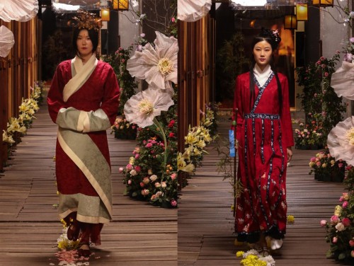 生活在左《儿戏·群芳夜宴图》主题发布会