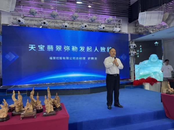 “万源同心·善永远”慈善晚宴于诺莱仕游艇会圆满举行
