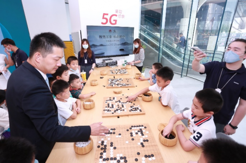 2021华为手机杯围甲雨中开幕，华为以行践言持续助力围棋文化推广