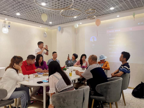 云客茶语首家物联网奶茶店深圳诞生