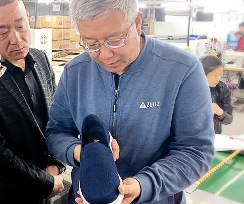 足力健老人鞋让老人们不惧年龄 享受健康快乐晚年生活