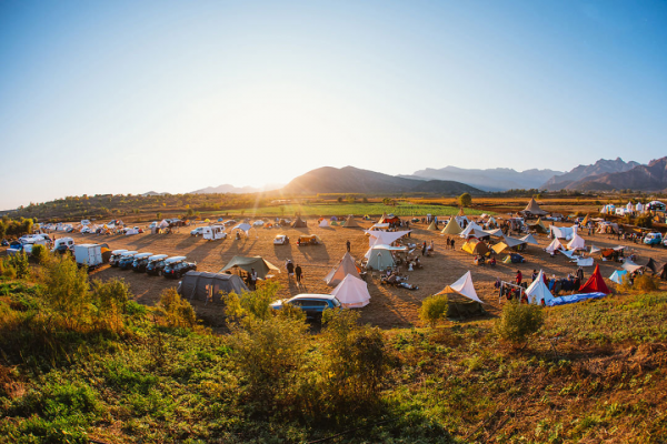 韶音 ×Fuga Camp，在露营中体验运动耳机的无穷魅力
