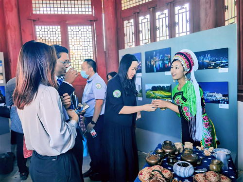 展示东盟风采 续写传统友谊 中国东盟文化旅游展开幕仪式