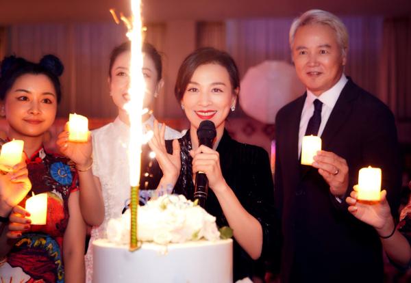  张庭庆生 祝自己17岁快乐