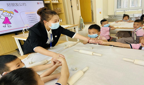 咸宁博实乐碧桂园中英文学校开展游园活动｜展示课程魅力，体会活动乐趣