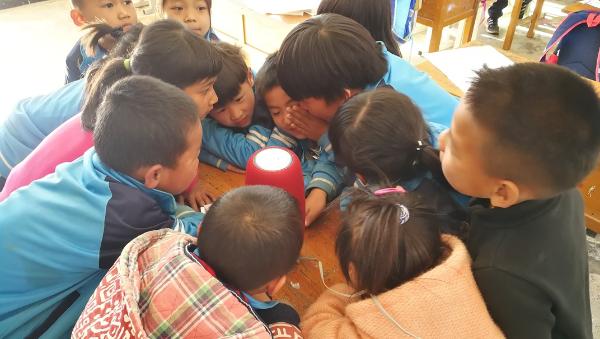 喜马拉雅智能音箱成偏远地区移动课堂，陪伴5万多名小学生成长