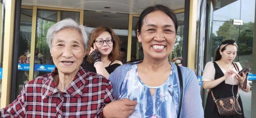 江苏女子被拐42年，抖音寻亲一个月回家