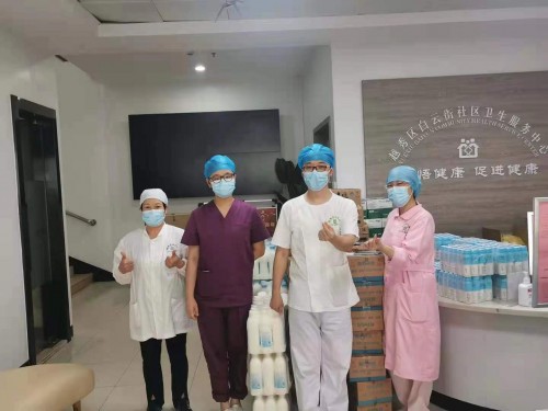  保后勤，同“战疫” 朴诚乳业百万物资驰援广州