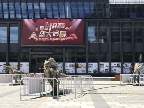  锦荟港大型恐龙奇幻展，沉浸式互动玩转侏罗纪