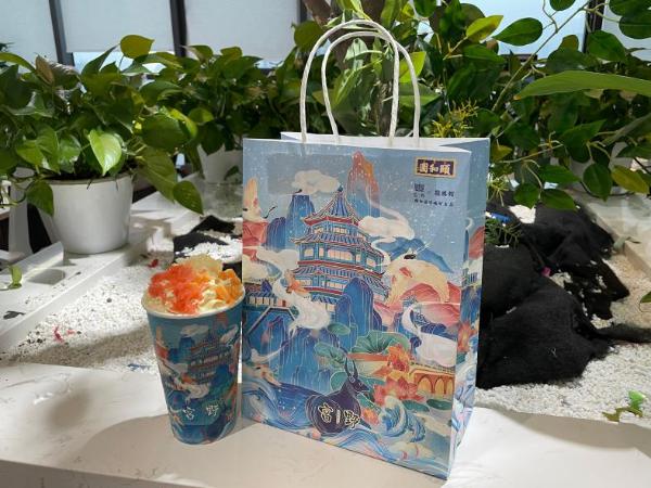 宫野茶饮携手中华超级IP颐和园·聴鹂馆推出“颐和如意系列” 国潮新装